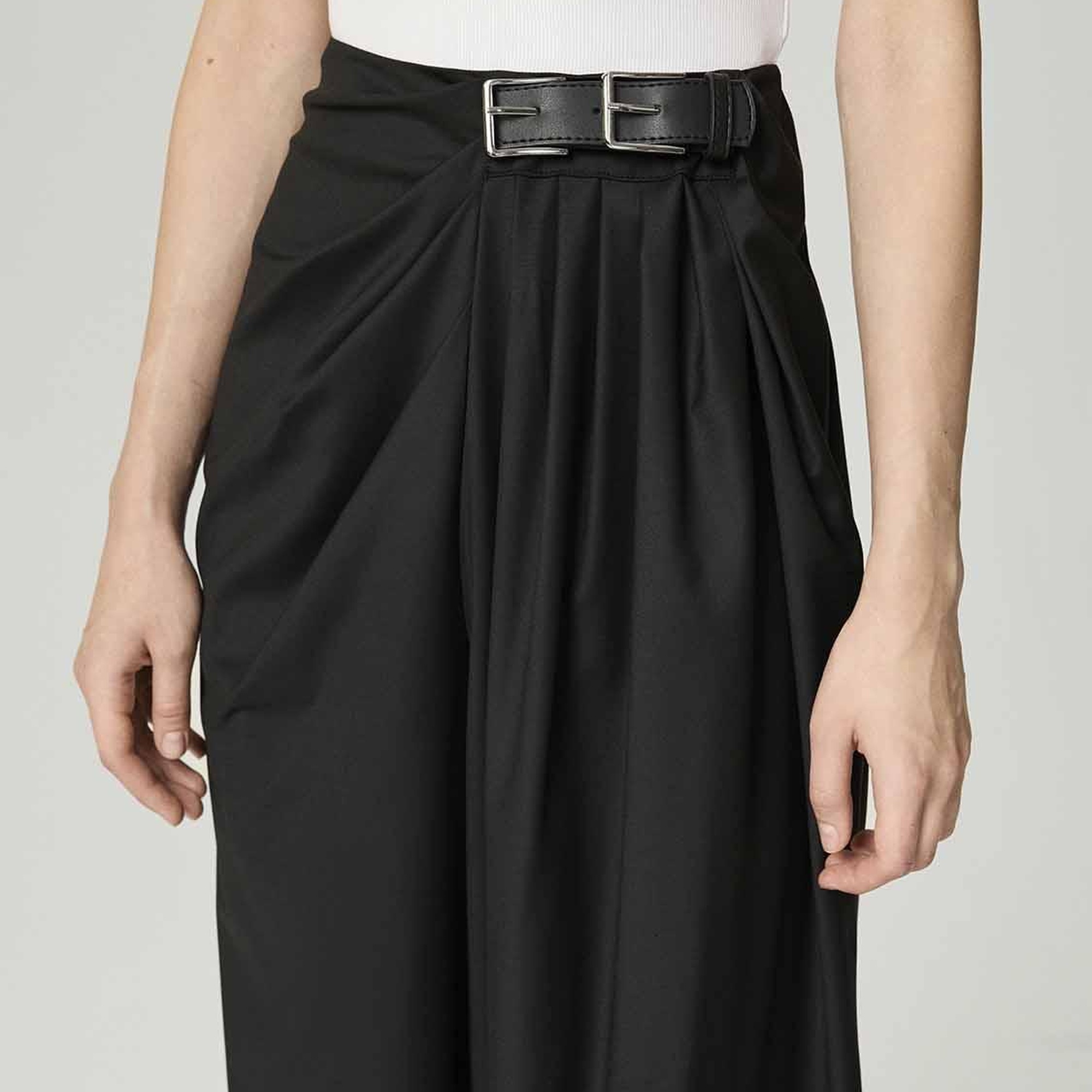 Çift Tokalı Kemer Detaylı Pantolon