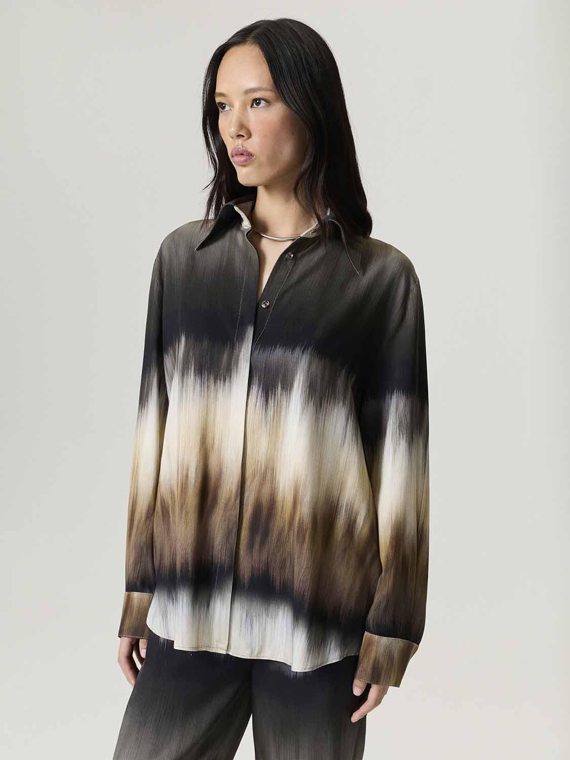  Batik Desenli Gömlek