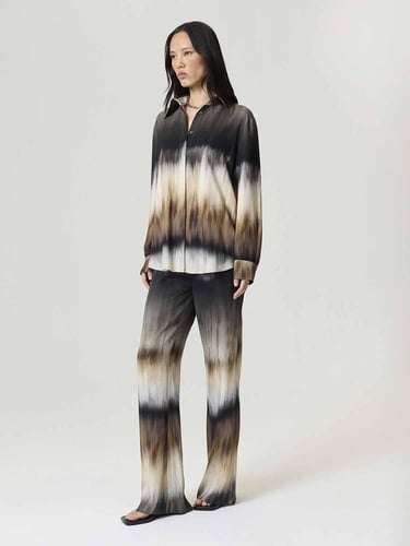  Batik Desenli Gömlek