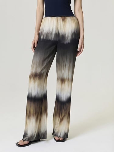  Batik Desenli Pantolon