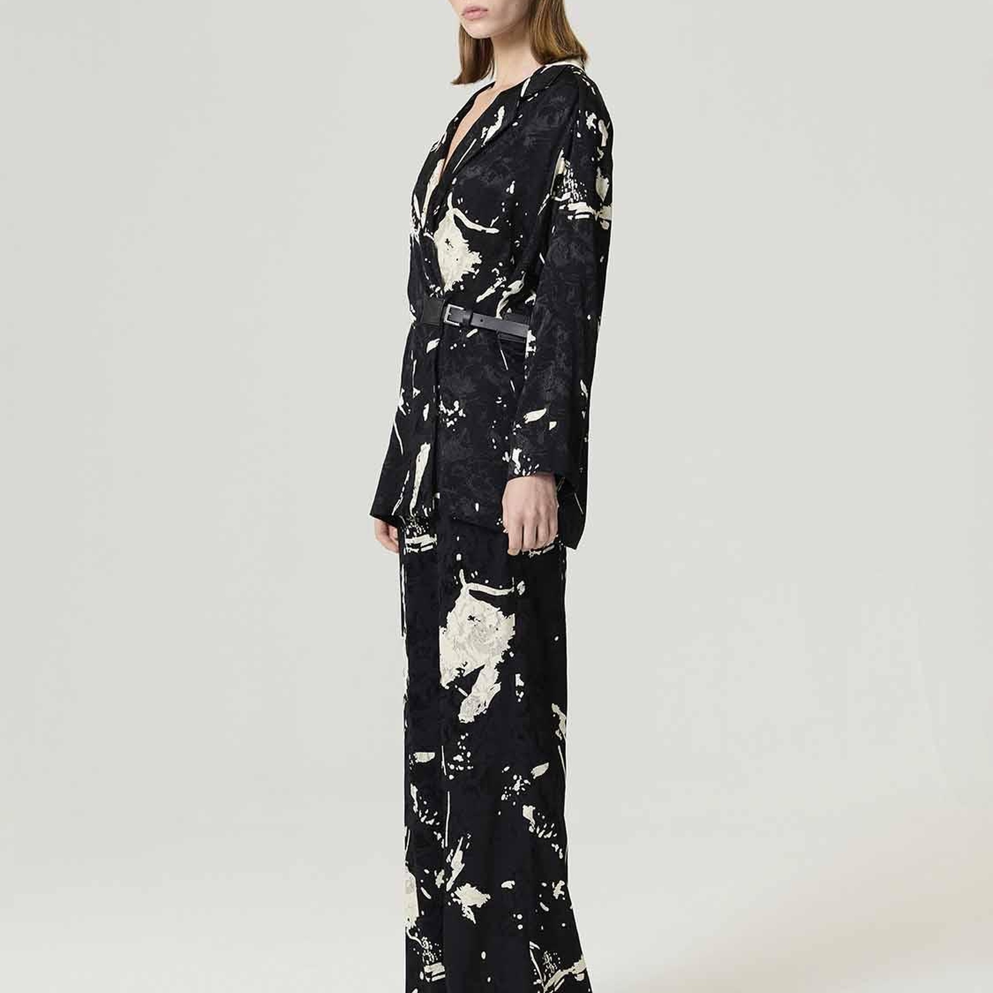 Kemer Detaylı Ceket