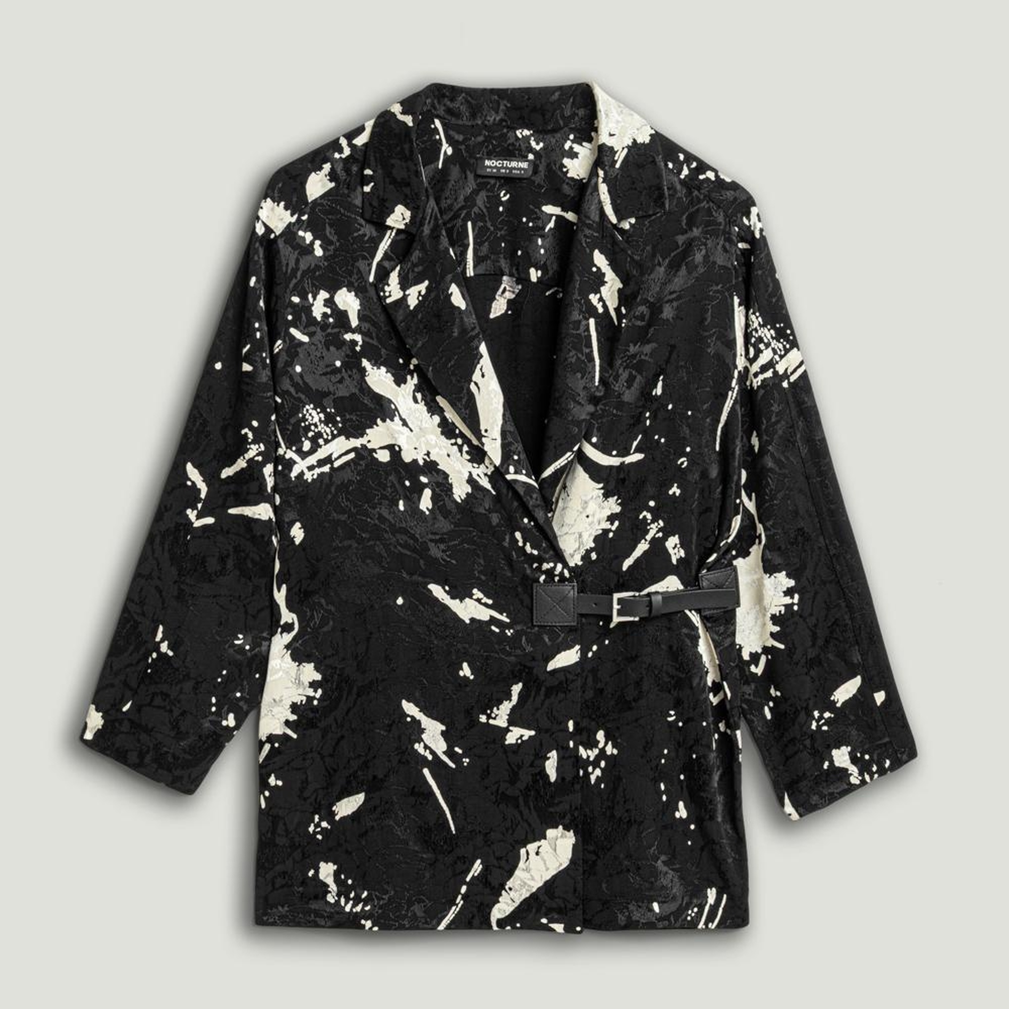 Kemer Detaylı Ceket