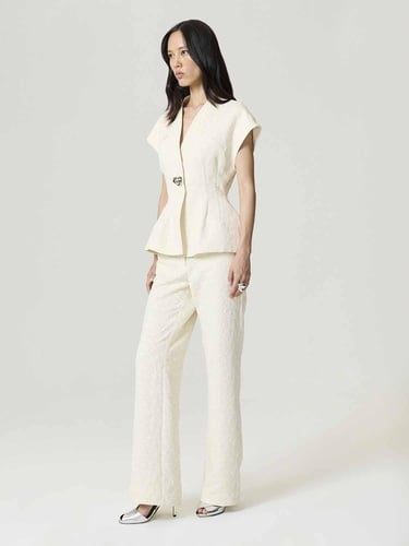  Aksesuar Detaylı Yelek