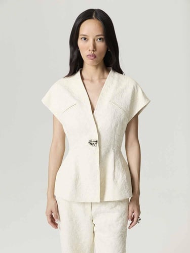  Aksesuar Detaylı Yelek