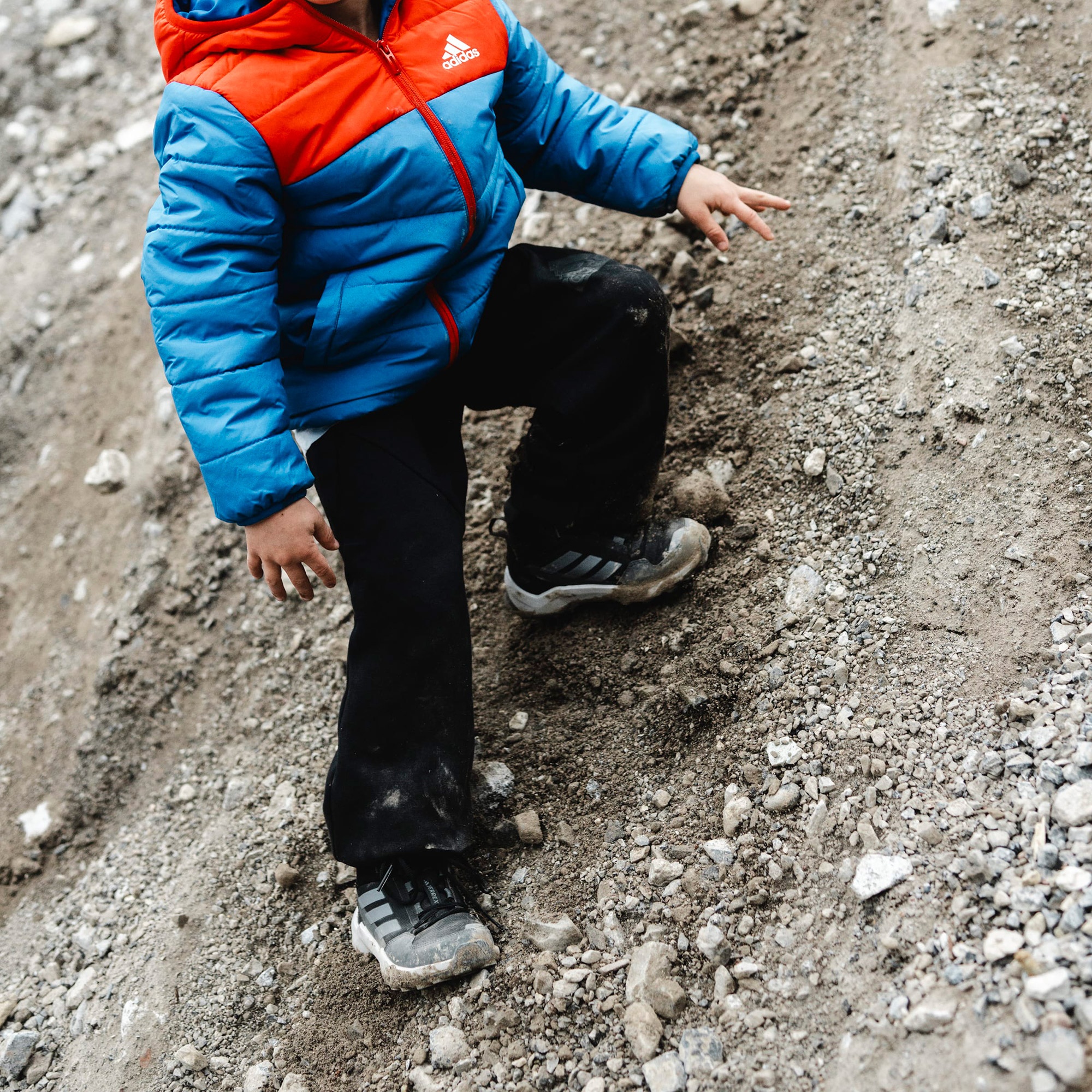 adidas Terrex Ax4r Çocuk Siyah Outdoor Bot