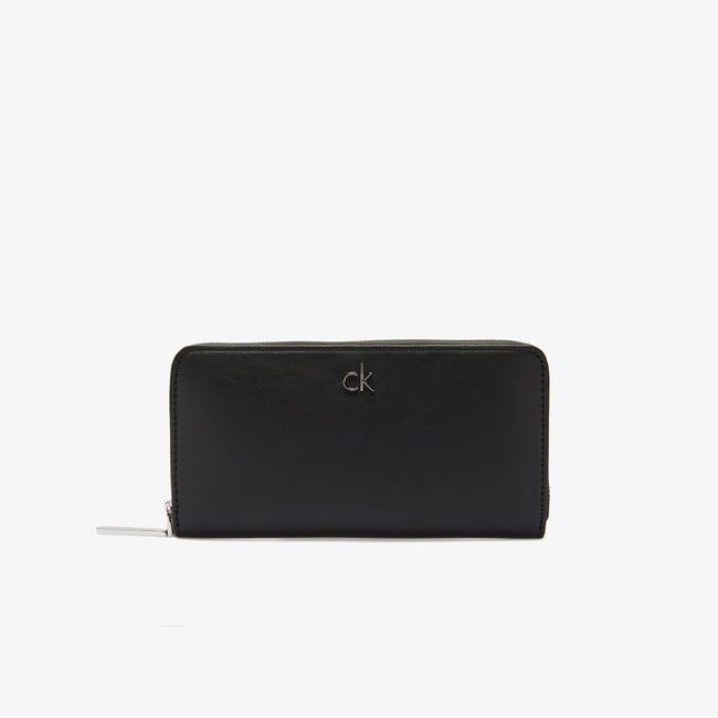  Calvin Klein Re-Lock Large Zip Around Kadın Siyah Cüzdan