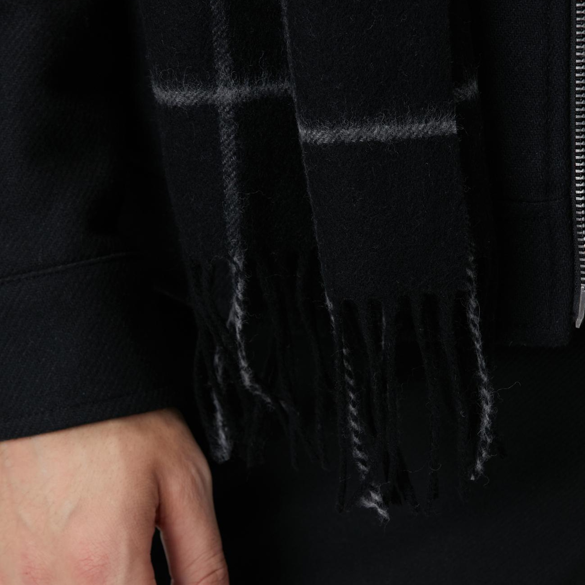 Network Erkek Siyah Yün Atkı