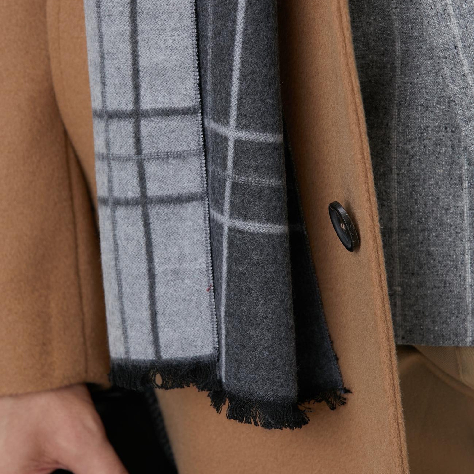 Network Erkek Siyah Desenli Atkı