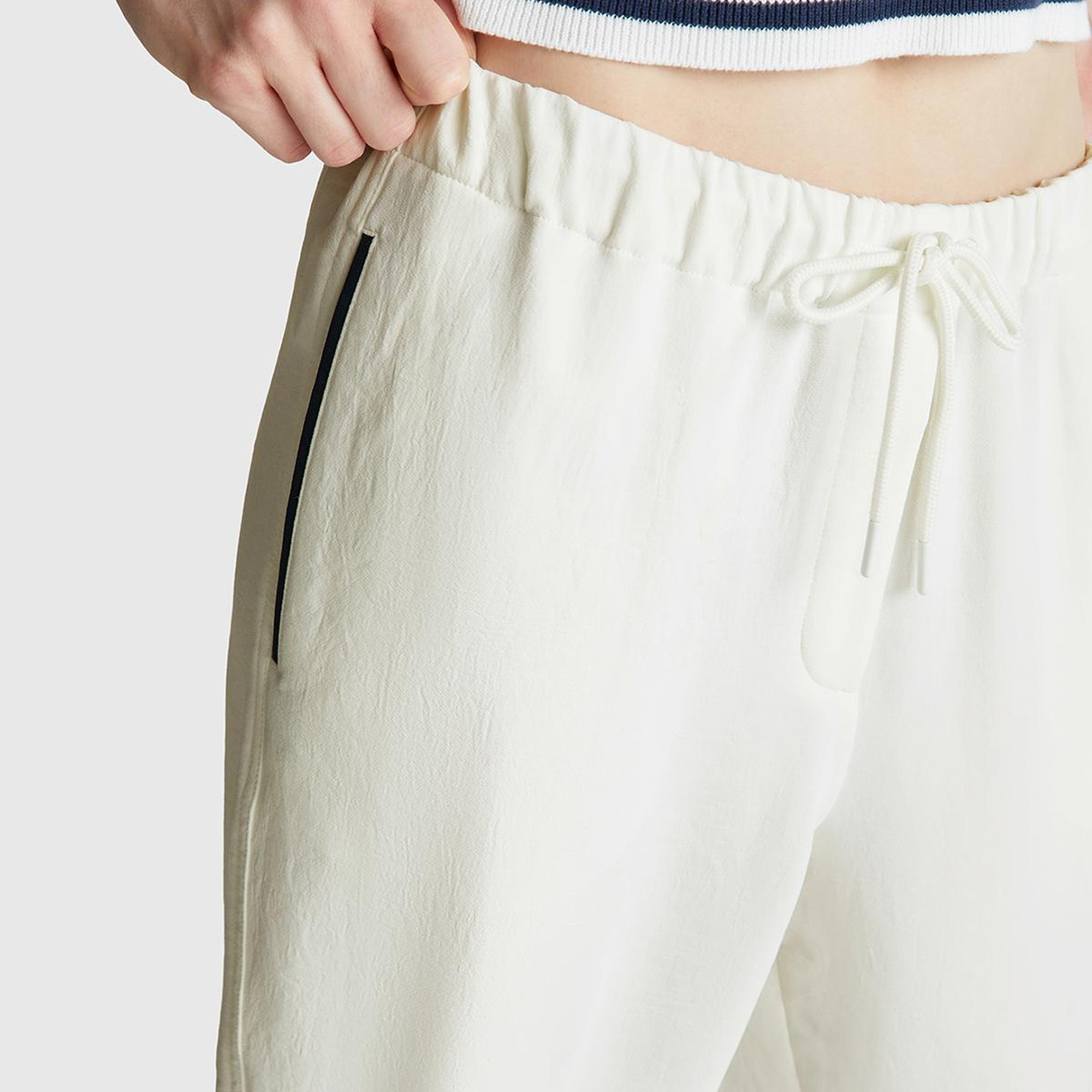 Kadın Krem Beli Bağcıklı Cepli Pantolon