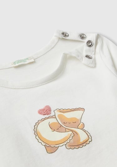  Bebek Beyaz Önü ve Arkası Yama Baskılı Uzun Kollu T-shirt