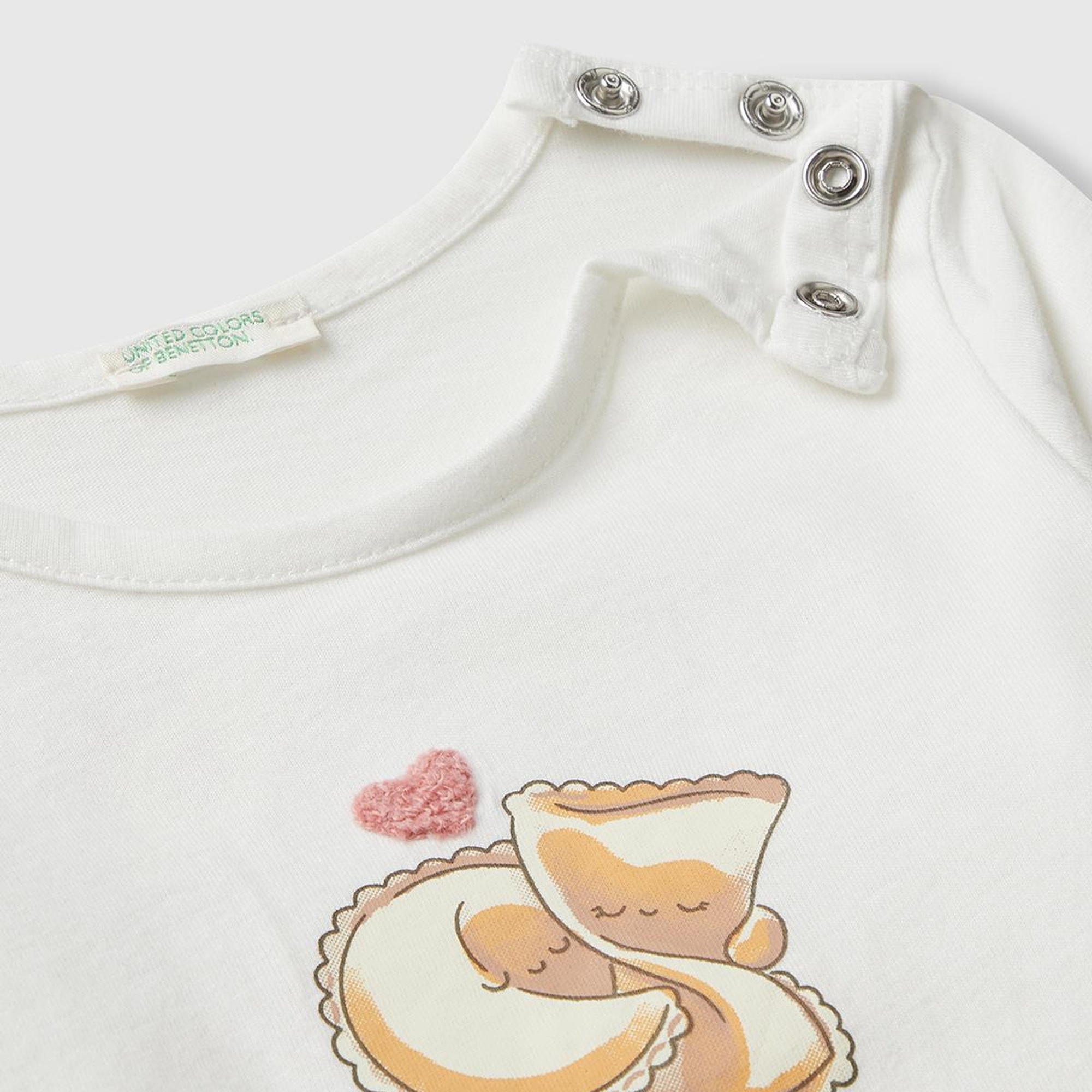 Bebek Beyaz Önü ve Arkası Yama Baskılı Uzun Kollu T-shirt