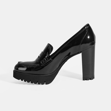  Luca Grossi Kadın Siyah Topuklu Rugan Klasik Ayakkabı