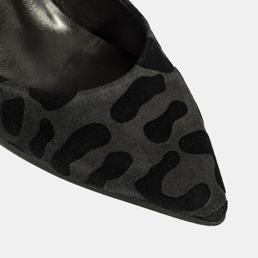  Luca Grossi Kadın Siyah Leopar Topuklu Süet Klasik Ayakkabı