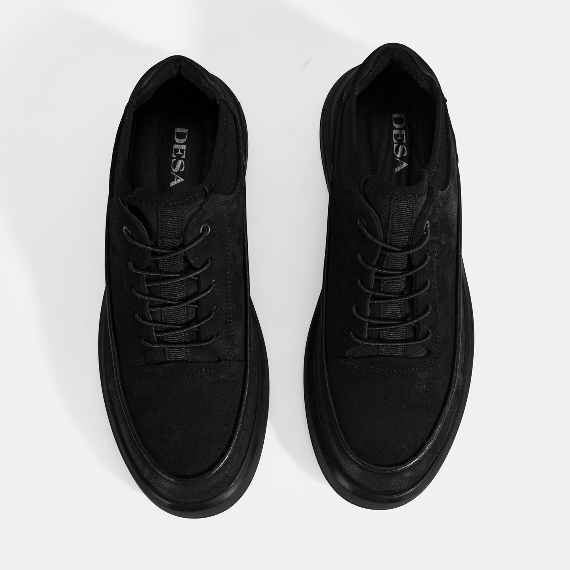 Erkek Siyah Bağcıklı Nubuk Deri Spor Ayakkabı