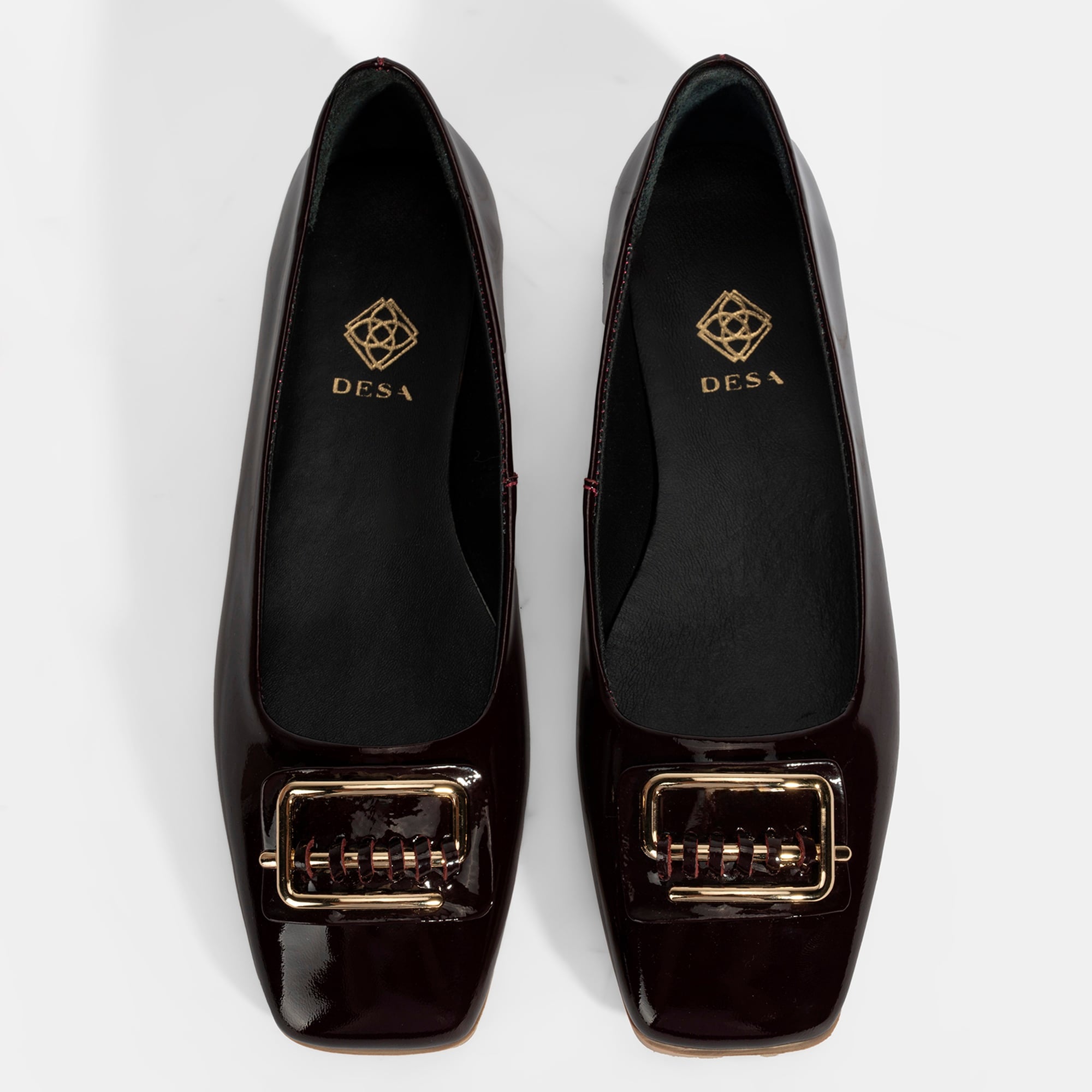 Kadın Bordo Metal Toka Aksesuarlı Rugan Babet