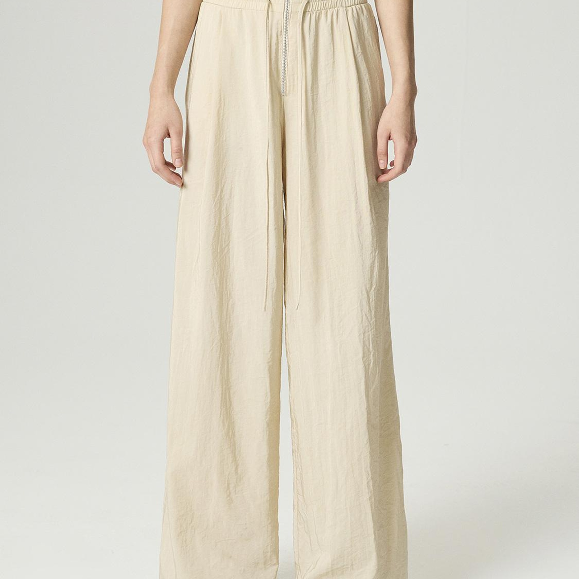 Elastik Bel ve Bağcık Detaylı Pantolon