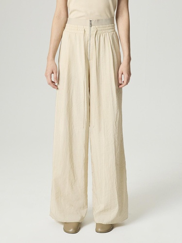  Elastik Bel ve Bağcık Detaylı Pantolon