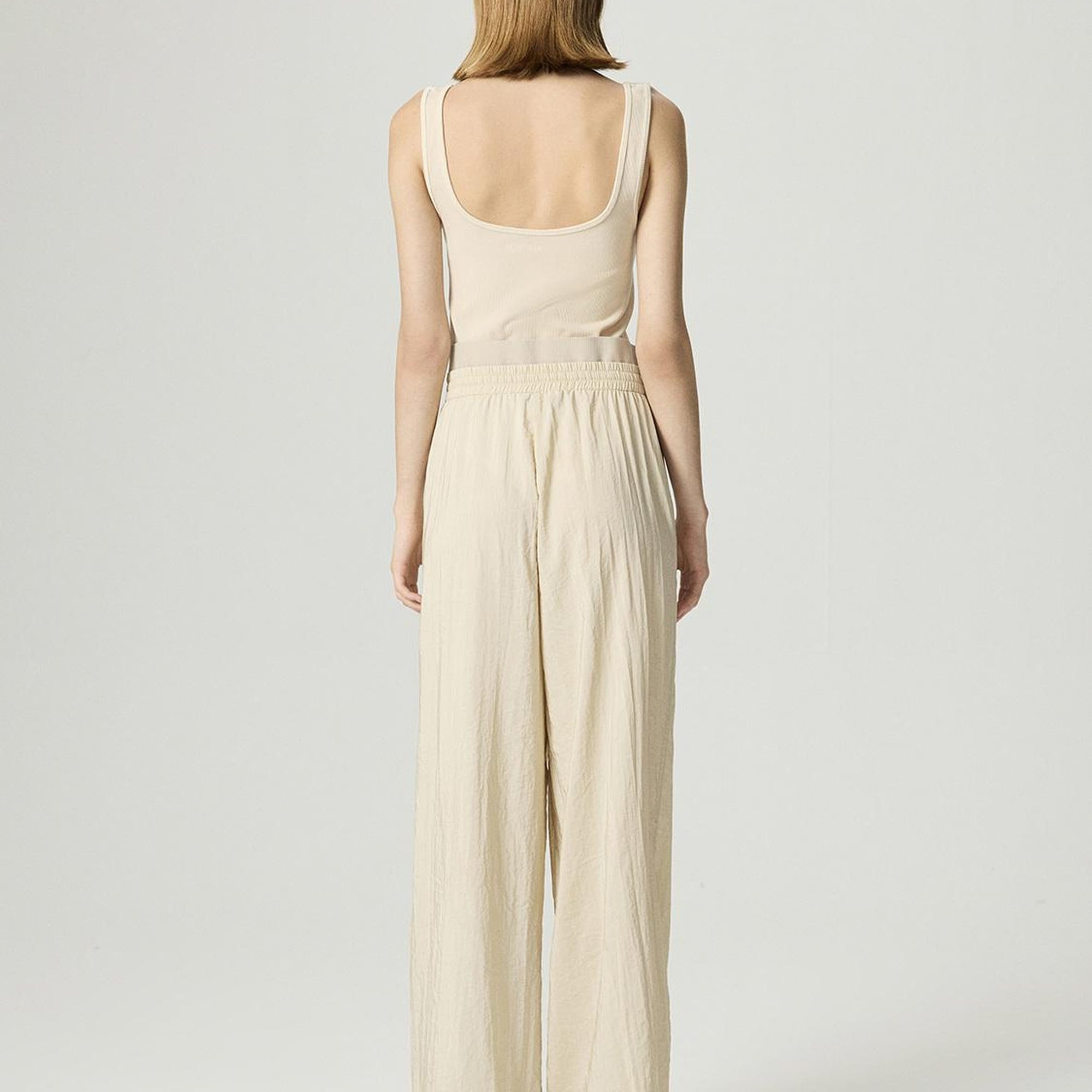 Elastik Bel ve Bağcık Detaylı Pantolon