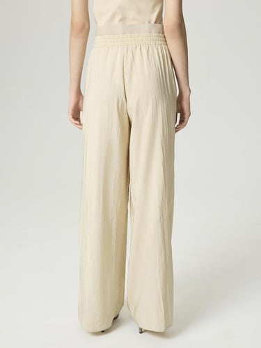  Elastik Bel ve Bağcık Detaylı Pantolon