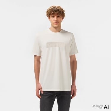  Calvin Klein Erkek Beyaz T-Shirt