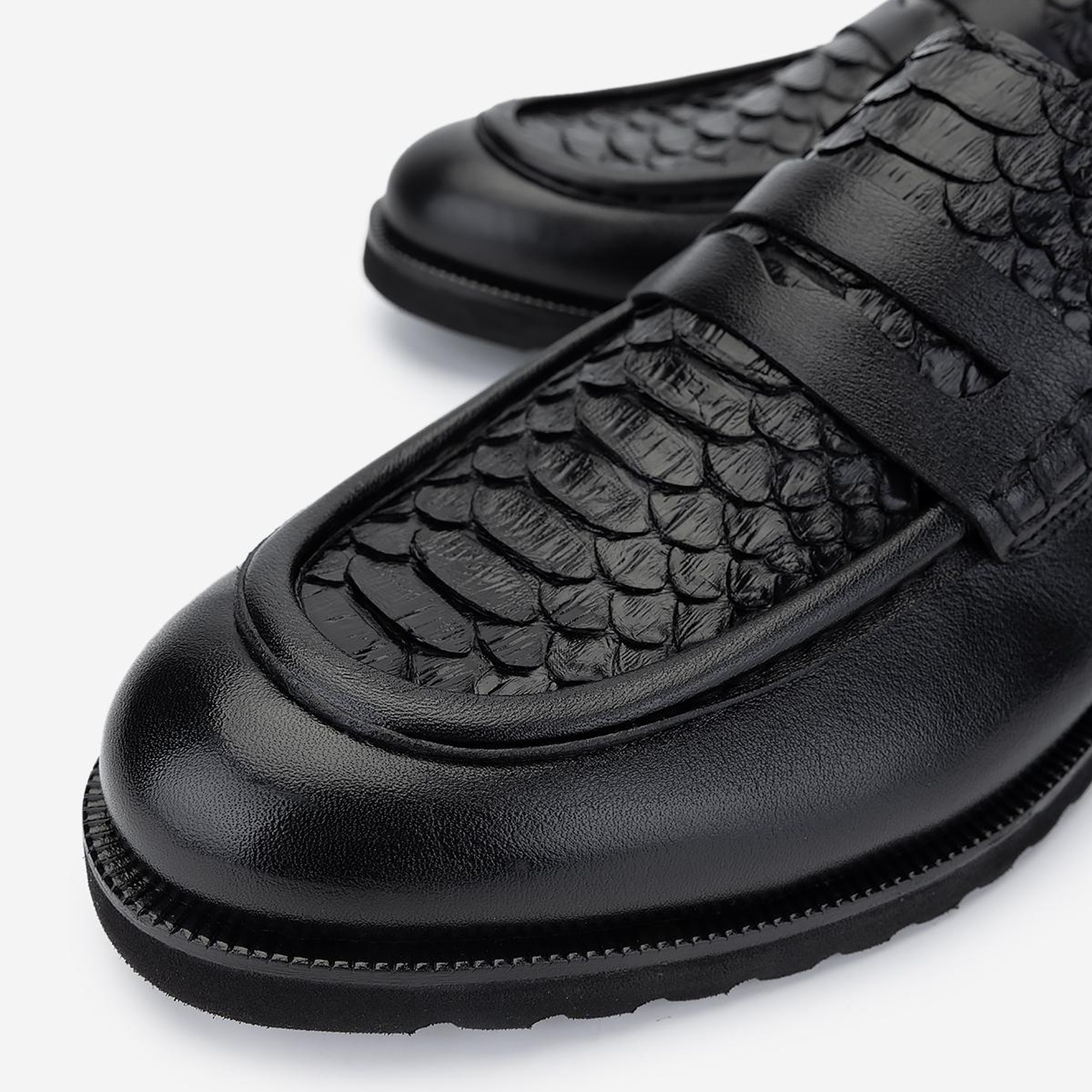 Valmenti Erkek Hakiki Deri Siyah Loafer Ayakkabı