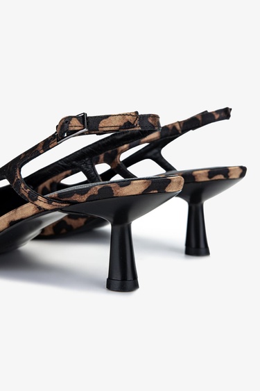  Valmenti Kadın Leopar Topuklu Ayakkabı