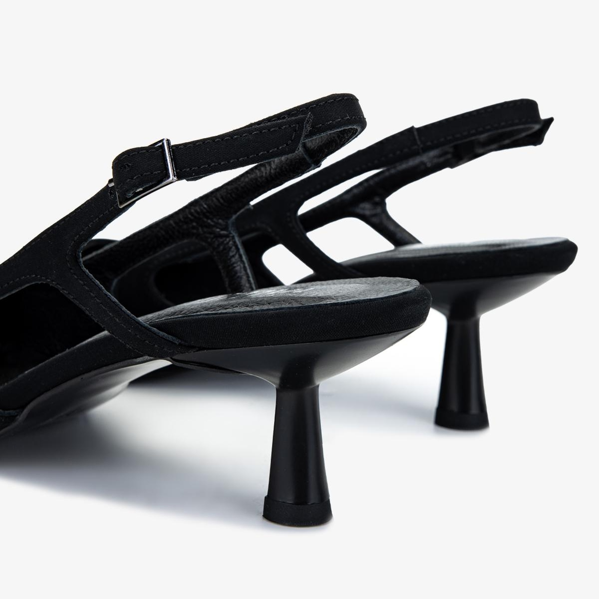 Valmenti Kadın Siyah Saten Topuklu Ayakkabı