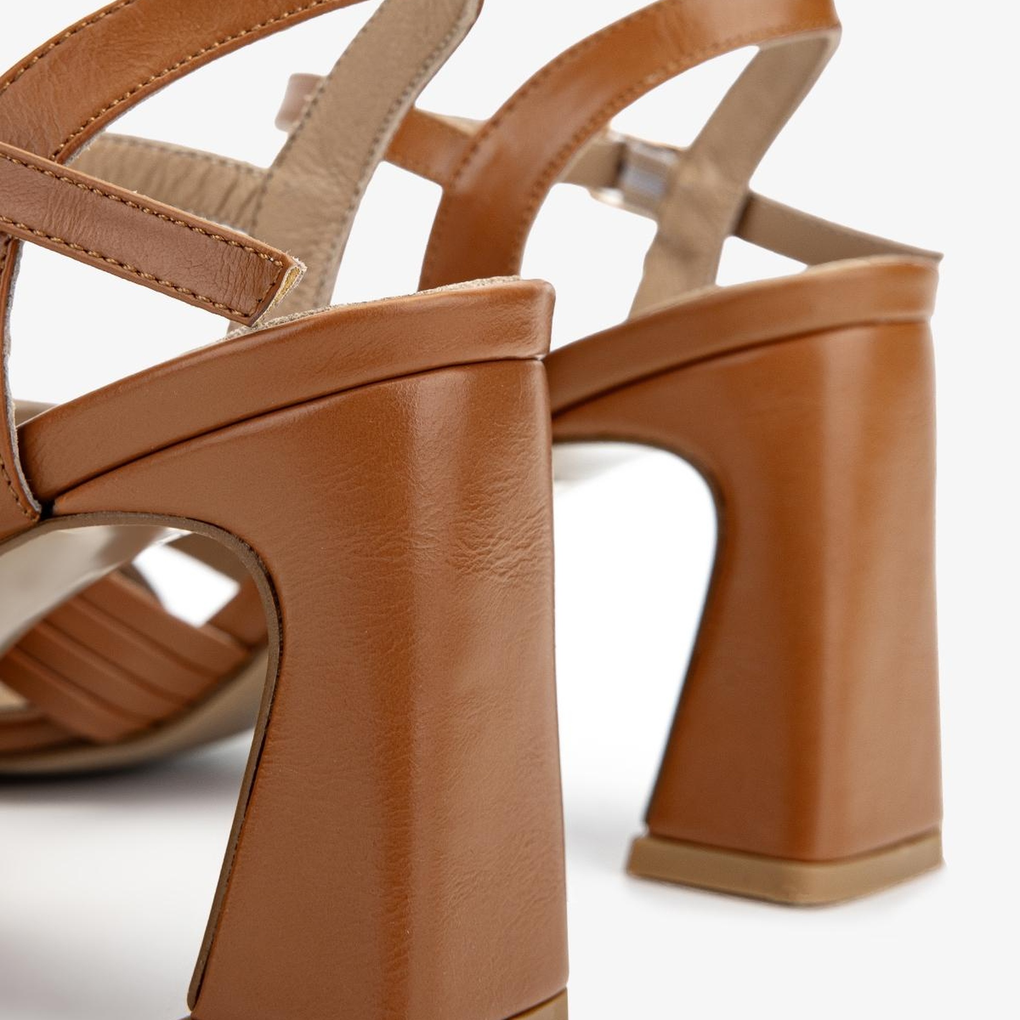 Valmenti Kadın Vegan Taba Topuklu Ayakkabı