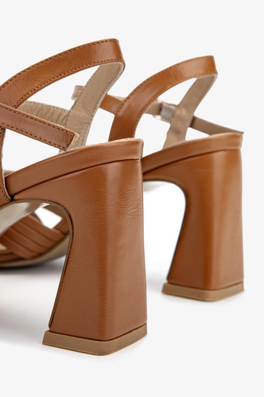  Valmenti Kadın Vegan Taba Topuklu Ayakkabı