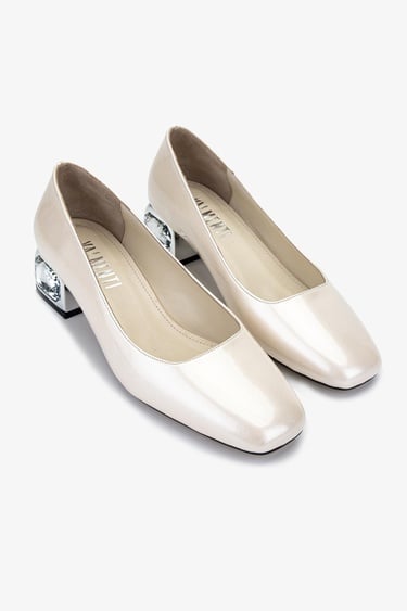  Valmenti Kadın Beyaz Topuklu Ayakkabı