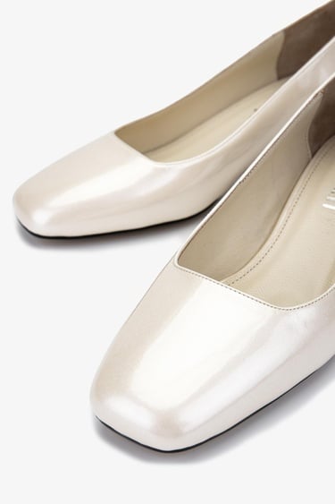  Valmenti Kadın Beyaz Topuklu Ayakkabı