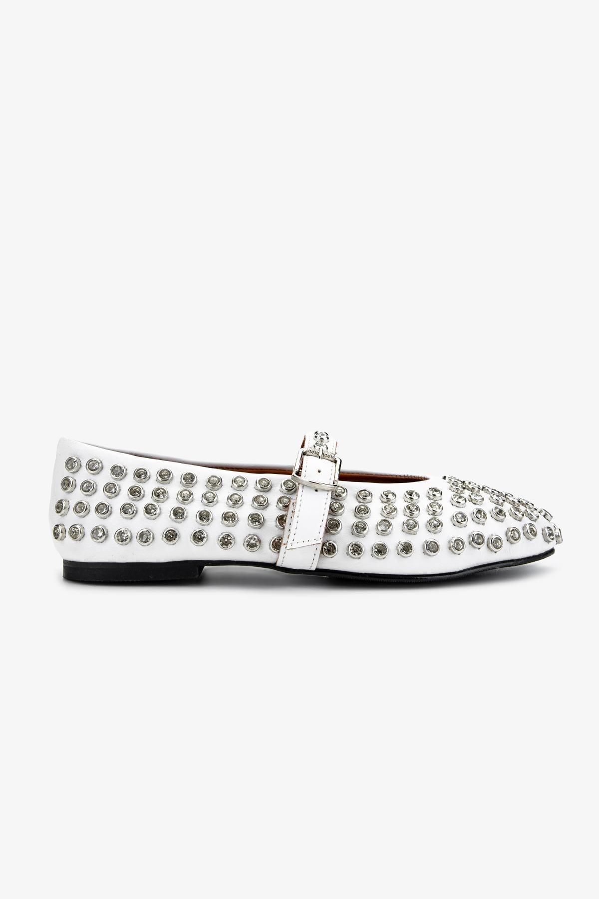  Valmenti Kadın Hakiki Deri Beyaz Babet Ayakkabı