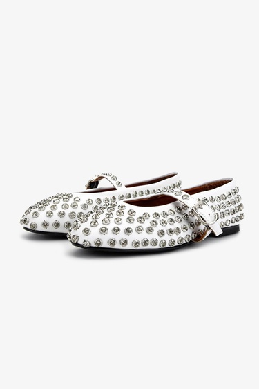  Valmenti Kadın Hakiki Deri Beyaz Babet Ayakkabı