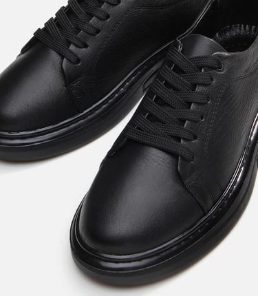  Kadın Deri Siyah Spor Ayakkabı