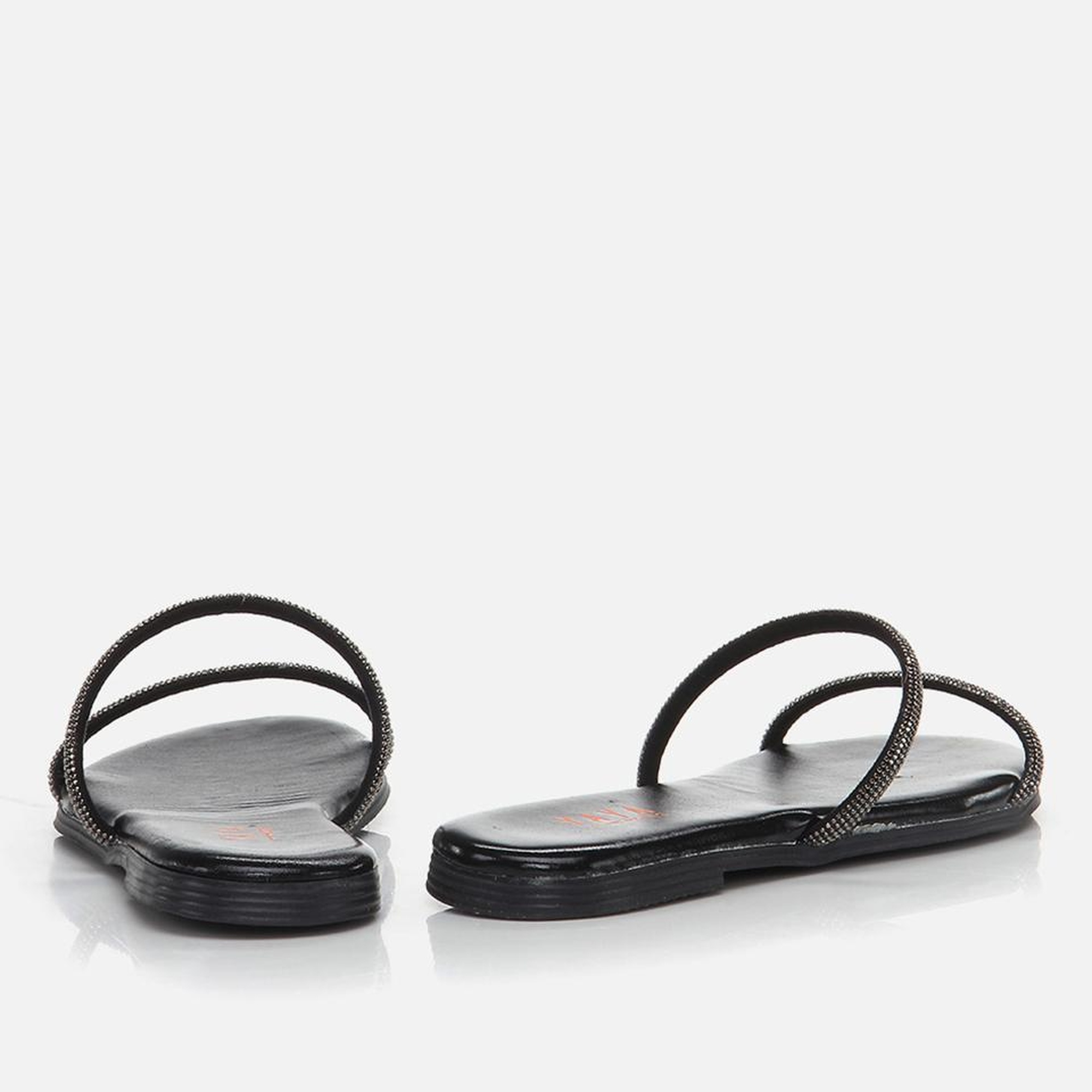 Siyah Yaya Kadın Terlik