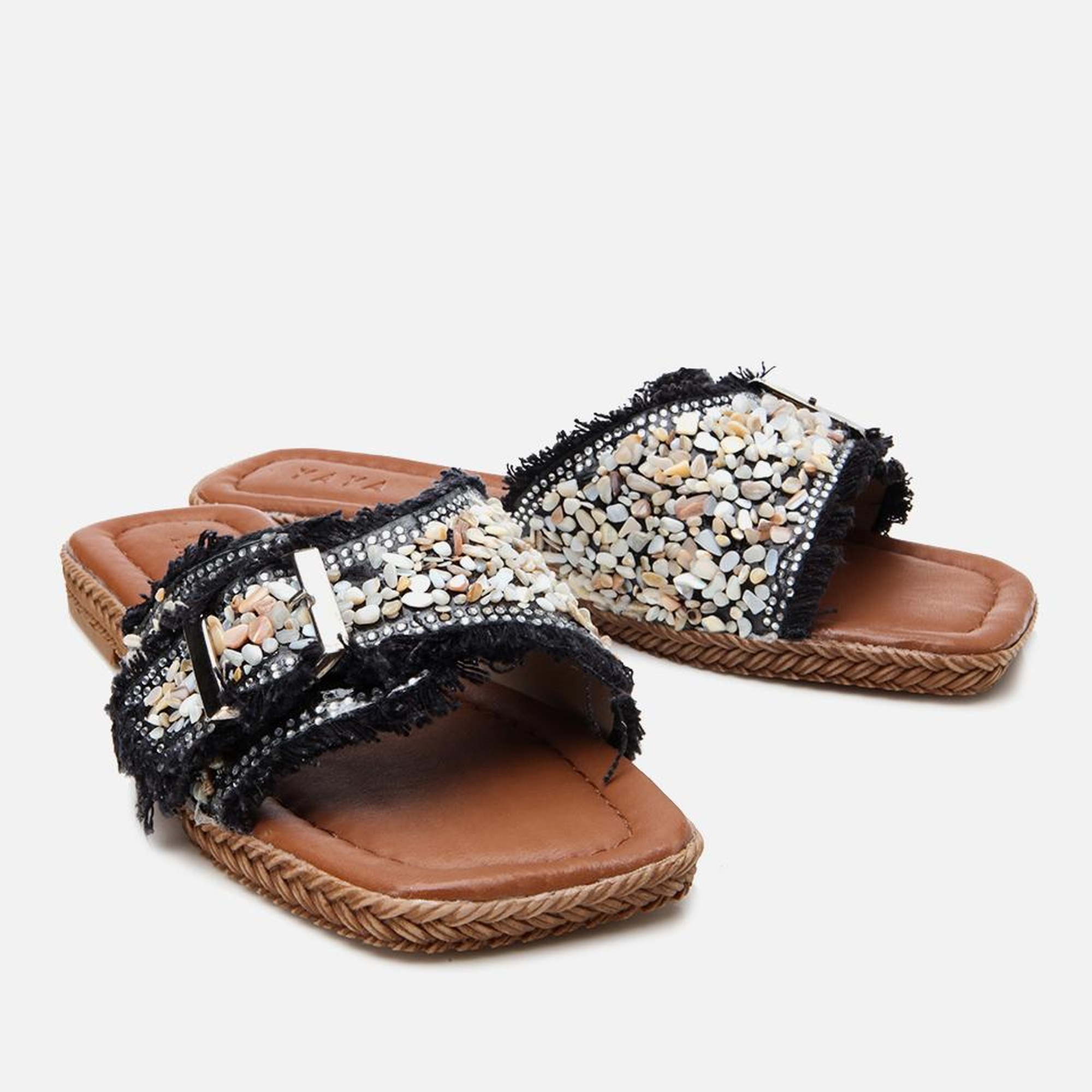 Kadın Siyah Yaya Taşlı Terlik