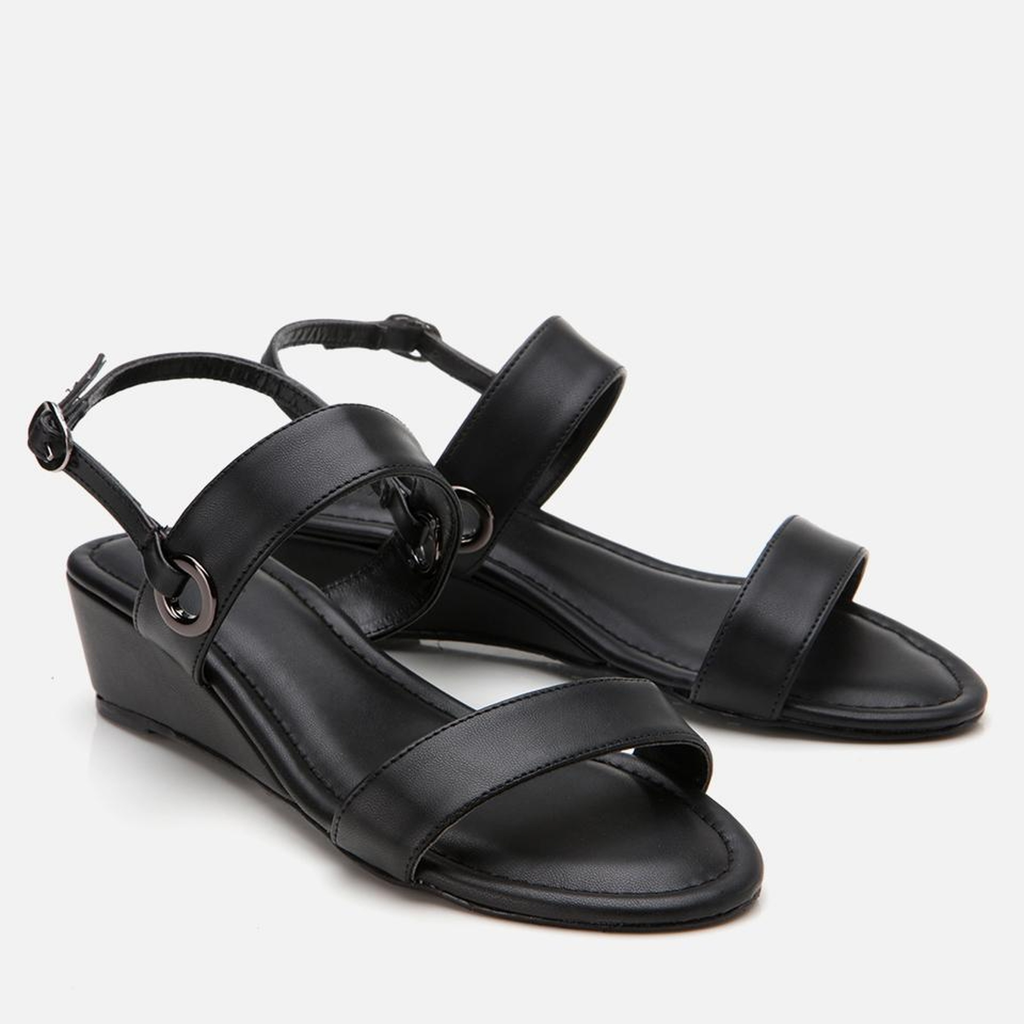 Kadın Siyah Dolgu Topuklu Sandalet