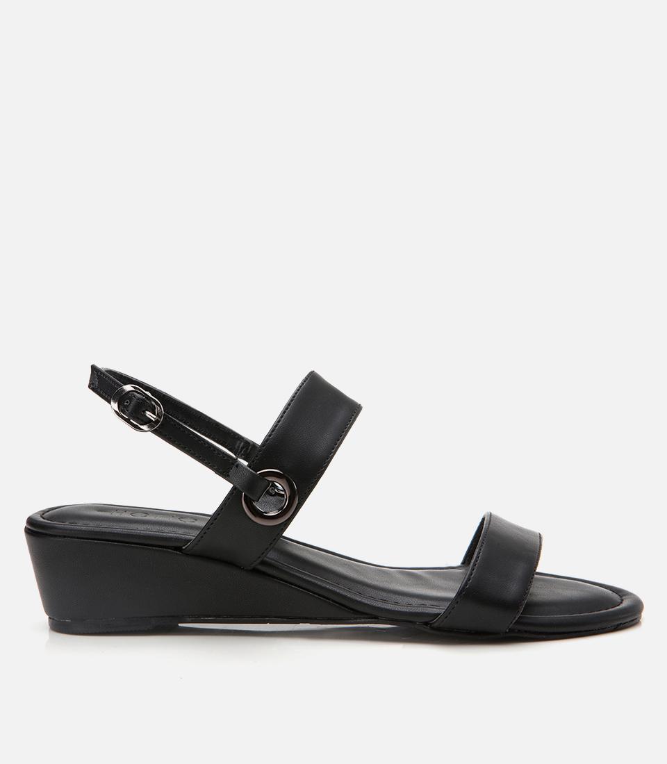  Kadın Siyah Dolgu Topuklu Sandalet