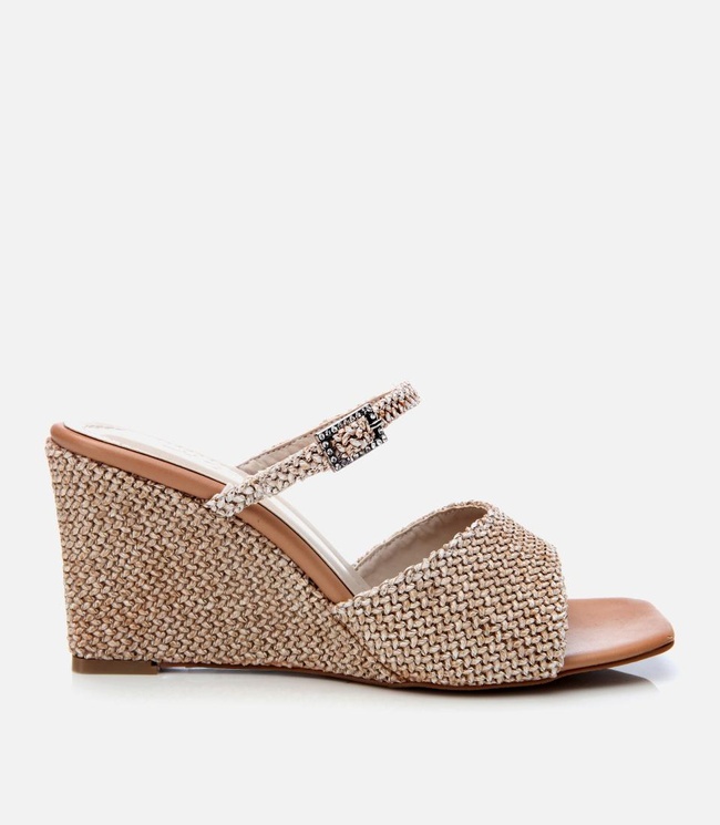  Kadın Bej Hasır Detaylı Dolgu Topuklu Terlik