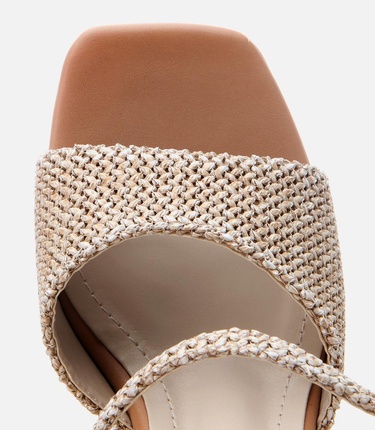  Kadın Bej Hasır Detaylı Dolgu Topuklu Terlik