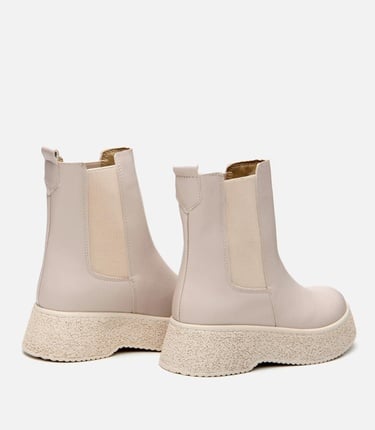  Kadın Bej Kalın Tabanlı Düz Bot