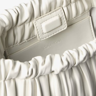  Calvin Klein Drawstring Plisse Mini Kadın Haki El Çantası