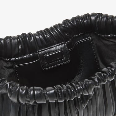  Calvin Klein Plisse Mini Drawstring Kadın Siyah Çanta