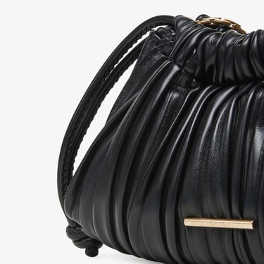  Calvin Klein Plisse Mini Drawstring Kadın Siyah Çanta