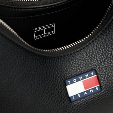  Tommy Hilfiger Must Kadın Siyah El Çantası