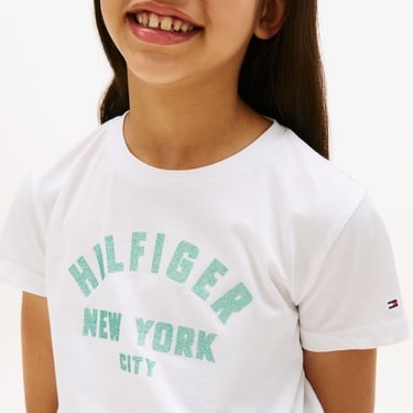  Tommy Hilfiger Glitter Curve NYC Logo Çocuk Beyaz T-Shirt