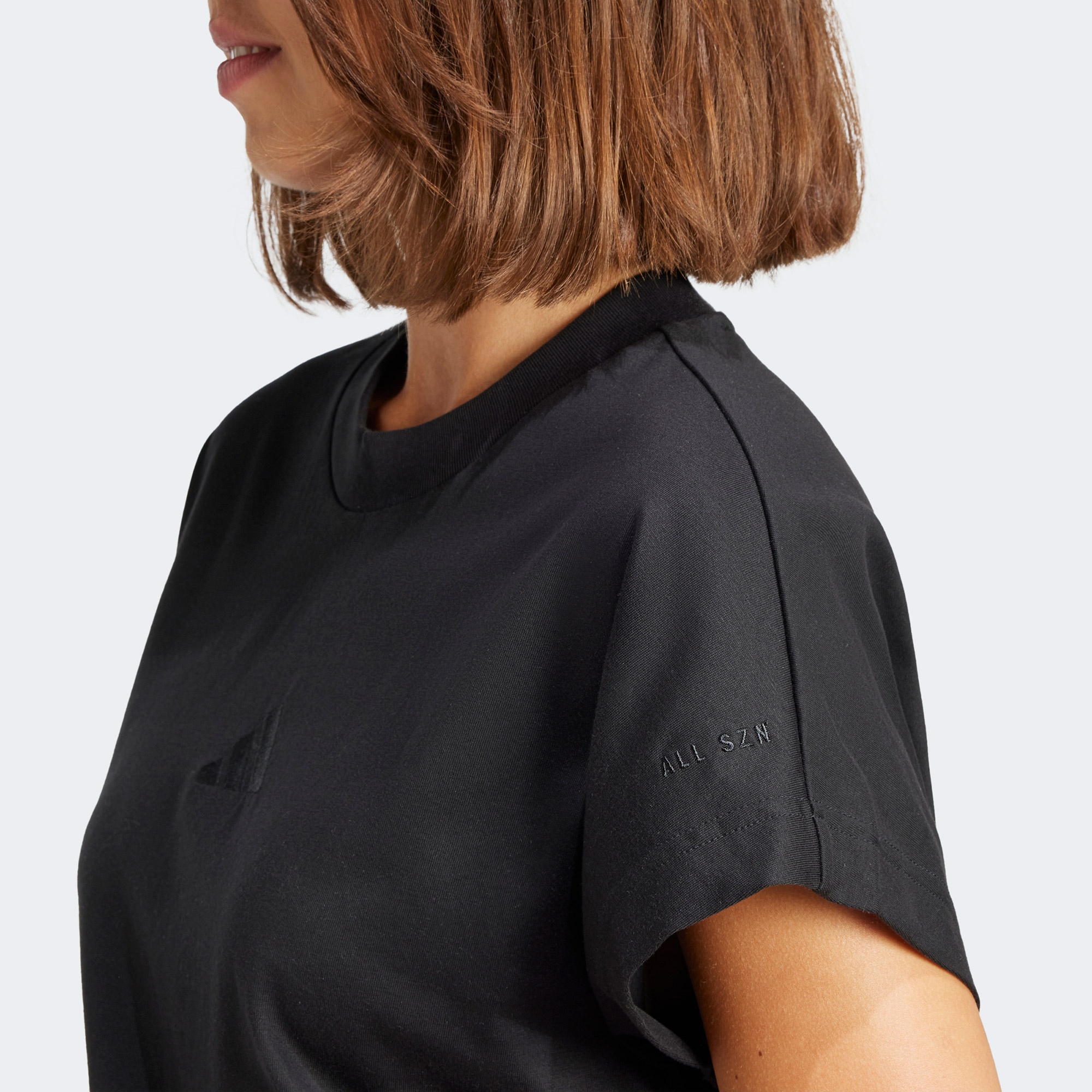 adidas Kadın Siyah T-Shirt