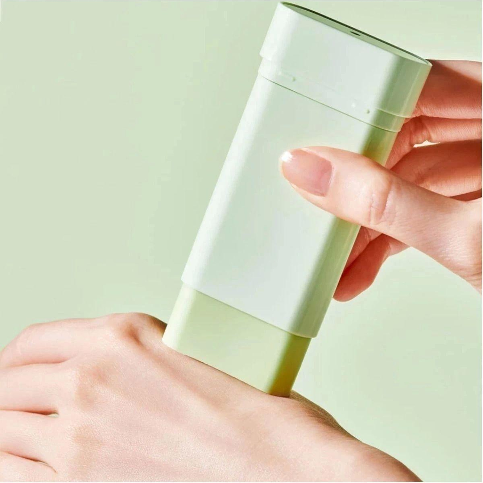 Tocobo Cica Cooling Sun Stick SPF50+ PA++++ 18 gr - Yatıştırıcı & Serinletici Vegan Stick Güneş Koruyucu