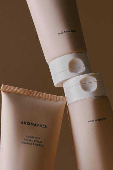  Aromatica Glow Vita Facial Scrub Orange & Neroli 150ml - Canlandırıcı Vegan Vitamin & Kil Scrub