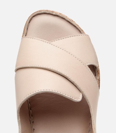  Kadın Deri Bej Ayarlanabilir Comfort Sandalet